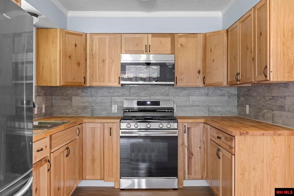 184 CR 672 Mountain Home, AR
