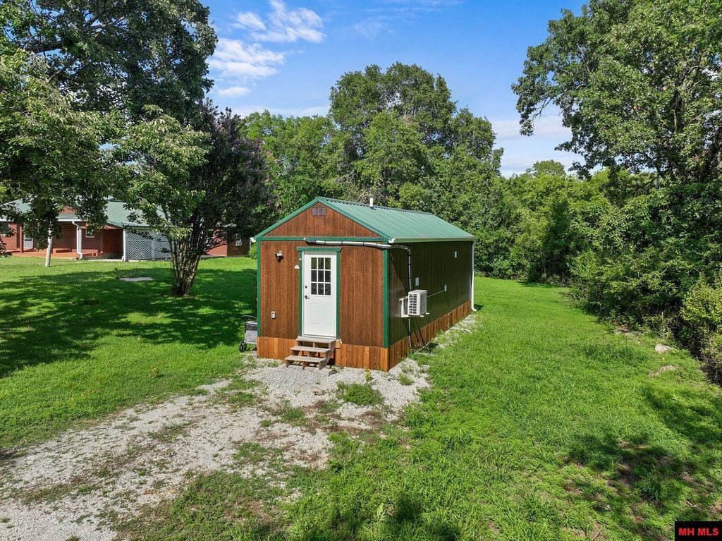 184 CR 672 Mountain Home, AR