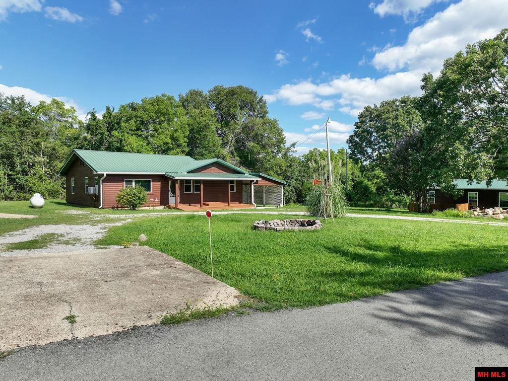184 CR 672 Mountain Home, AR