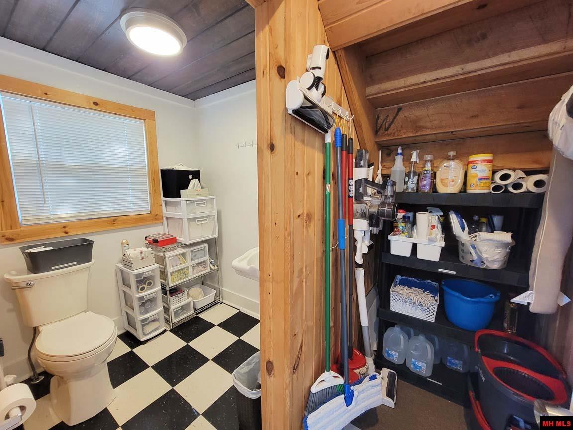 110 McLEAN AVENUE Cotter, AR