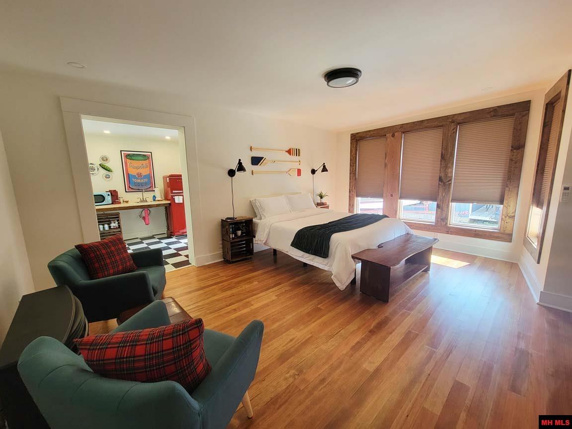 110 McLEAN AVENUE Cotter, AR