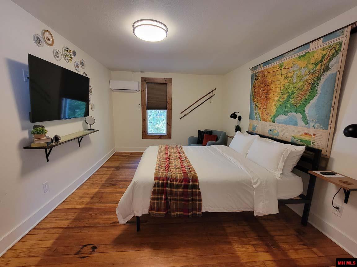 110 McLEAN AVENUE Cotter, AR