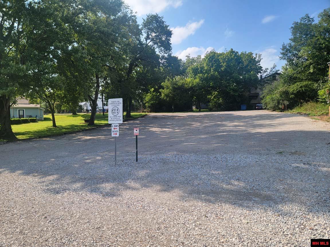 110 McLEAN AVENUE Cotter, AR