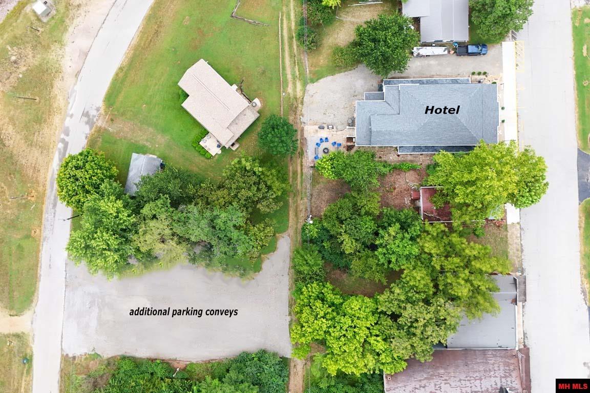 110 McLEAN AVENUE Cotter, AR