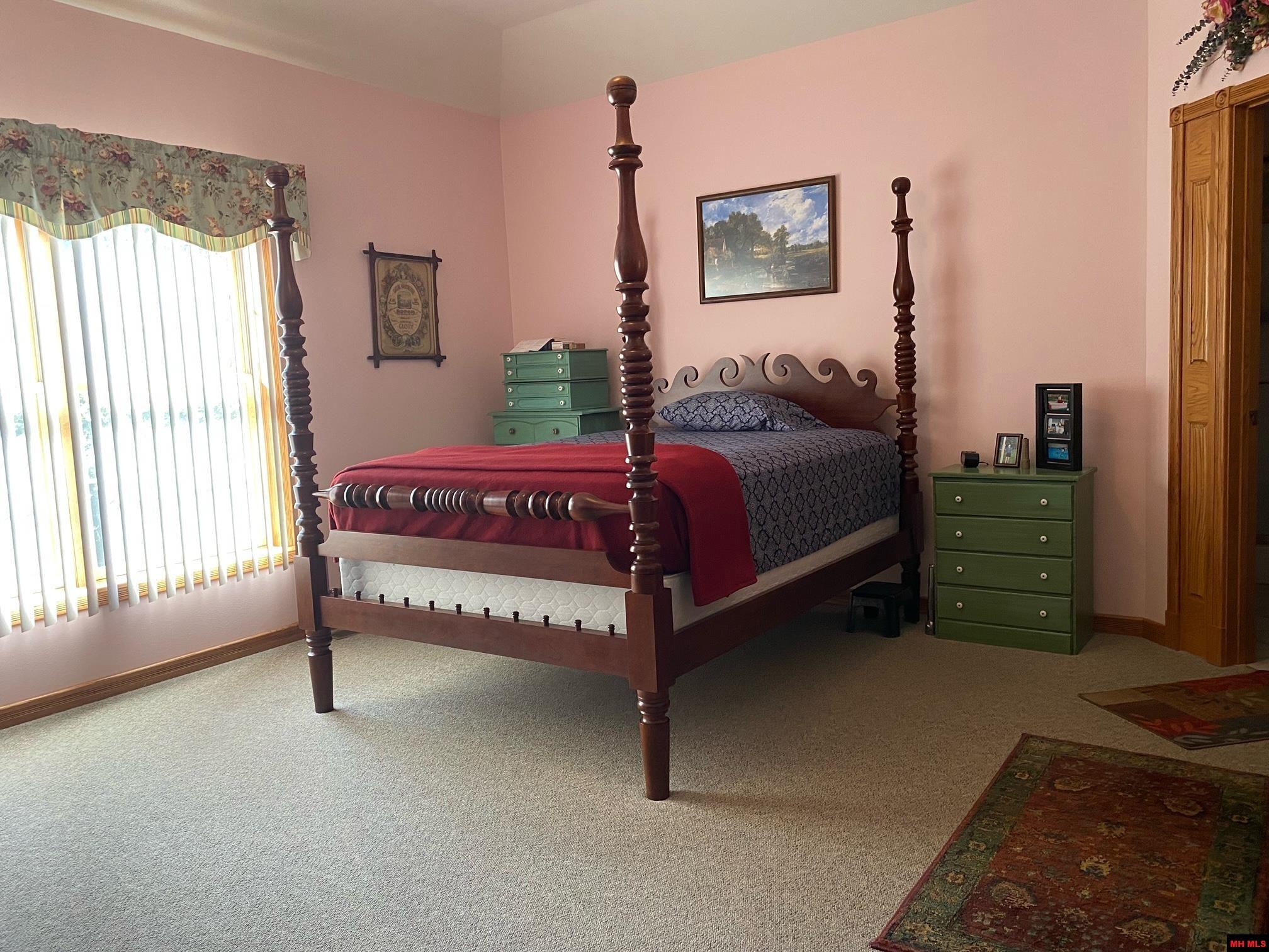 295 SLICK ROCK ROAD Mountain Home, AR 72653