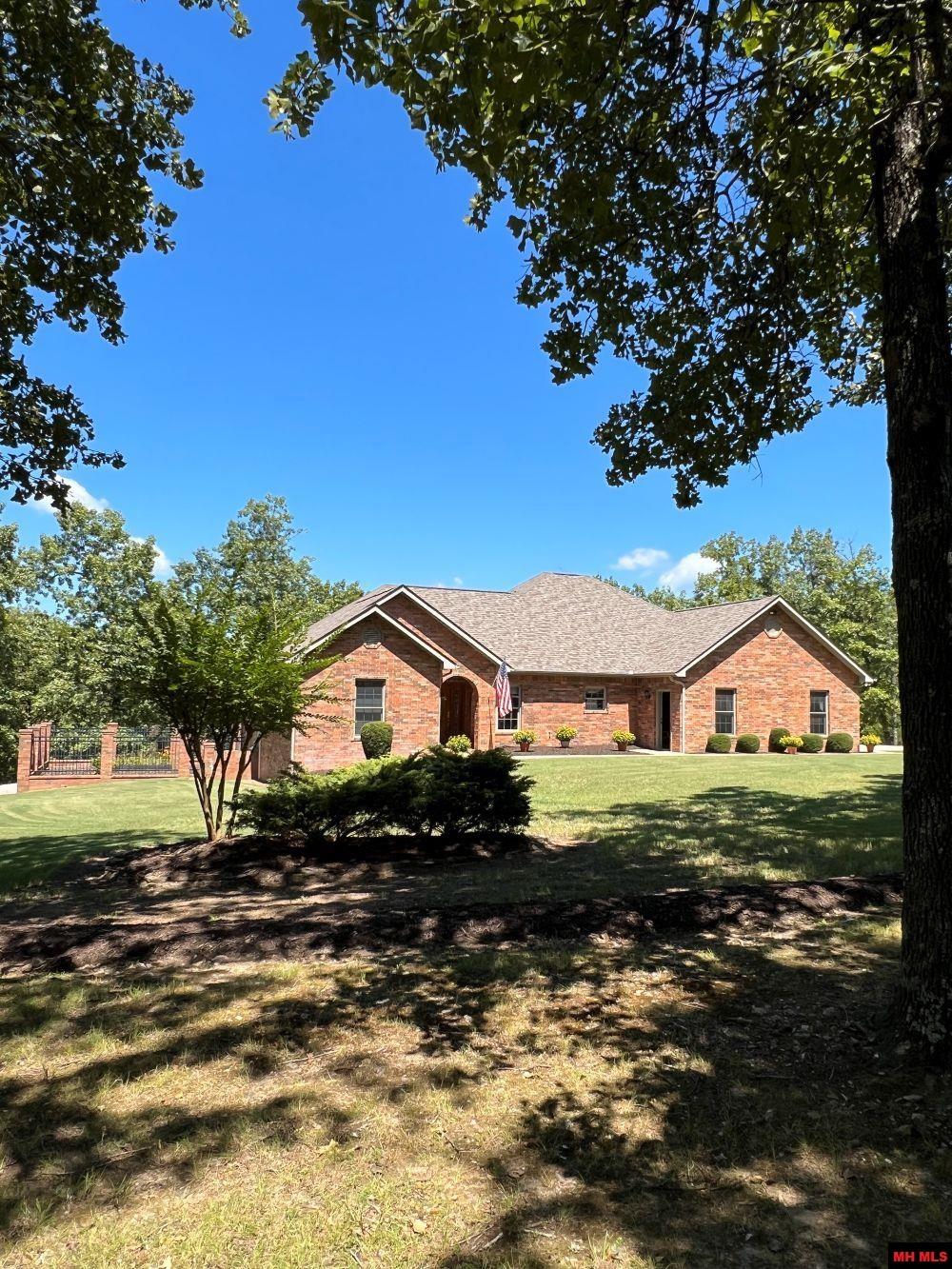 295 SLICK ROCK ROAD Mountain Home, AR 72653