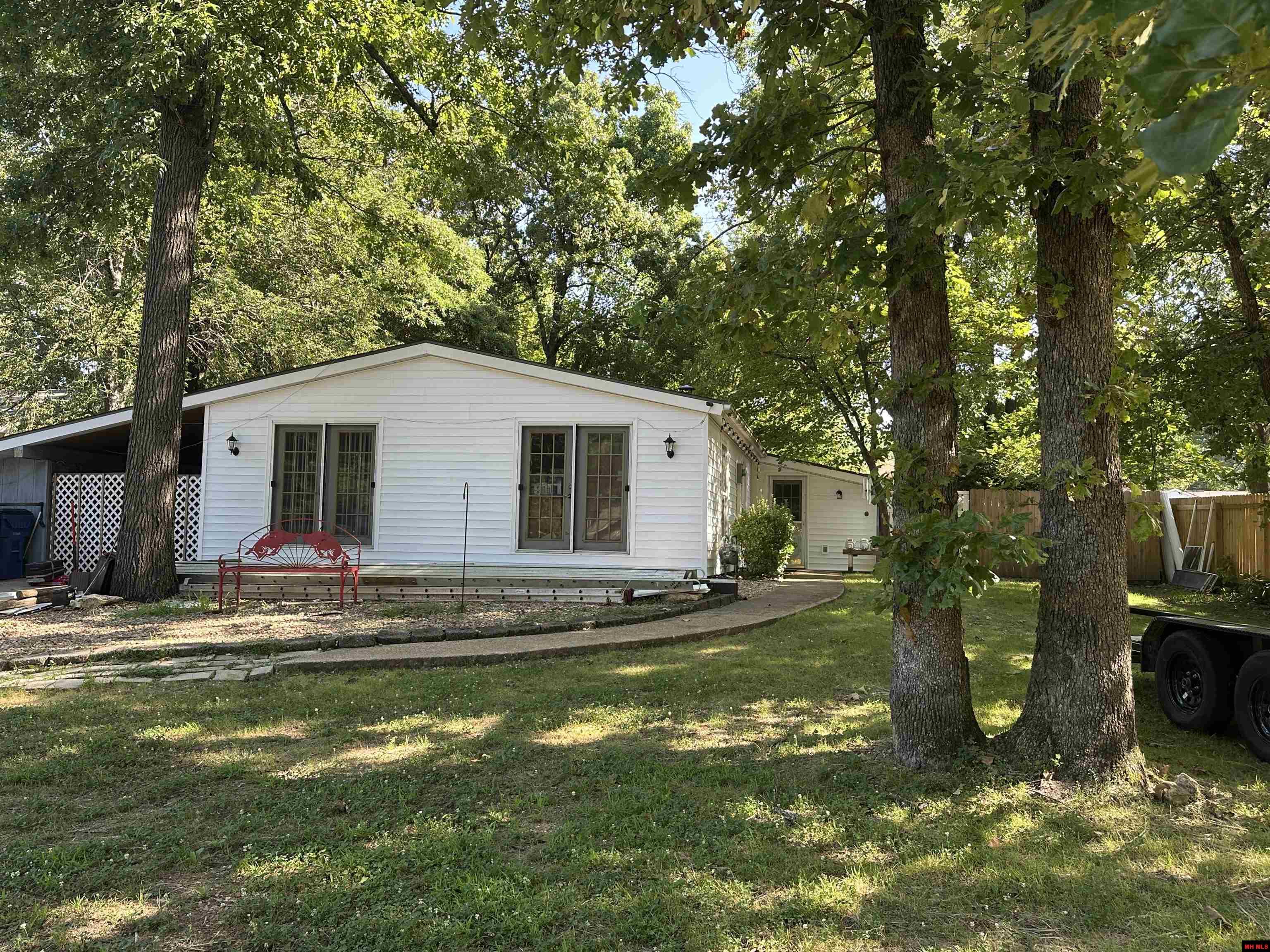 704 BIRDIE DRIVE Mountain Home, AR 72653