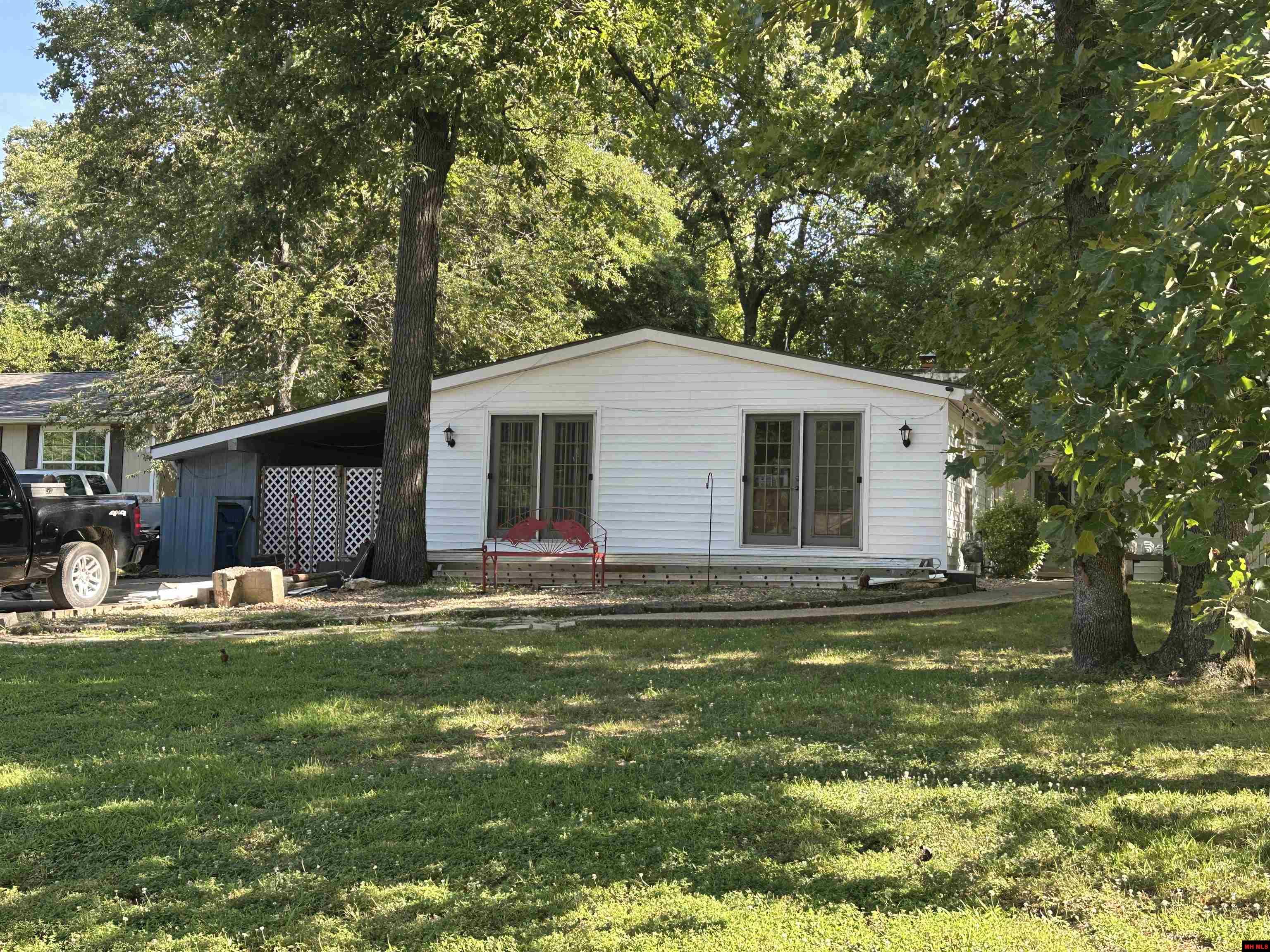 704 BIRDIE DRIVE Mountain Home, AR 72653