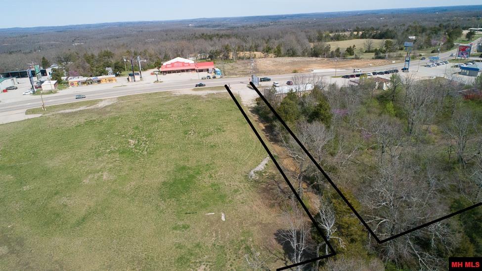 124 DEARDOFF LANE, Mountain Home, AR