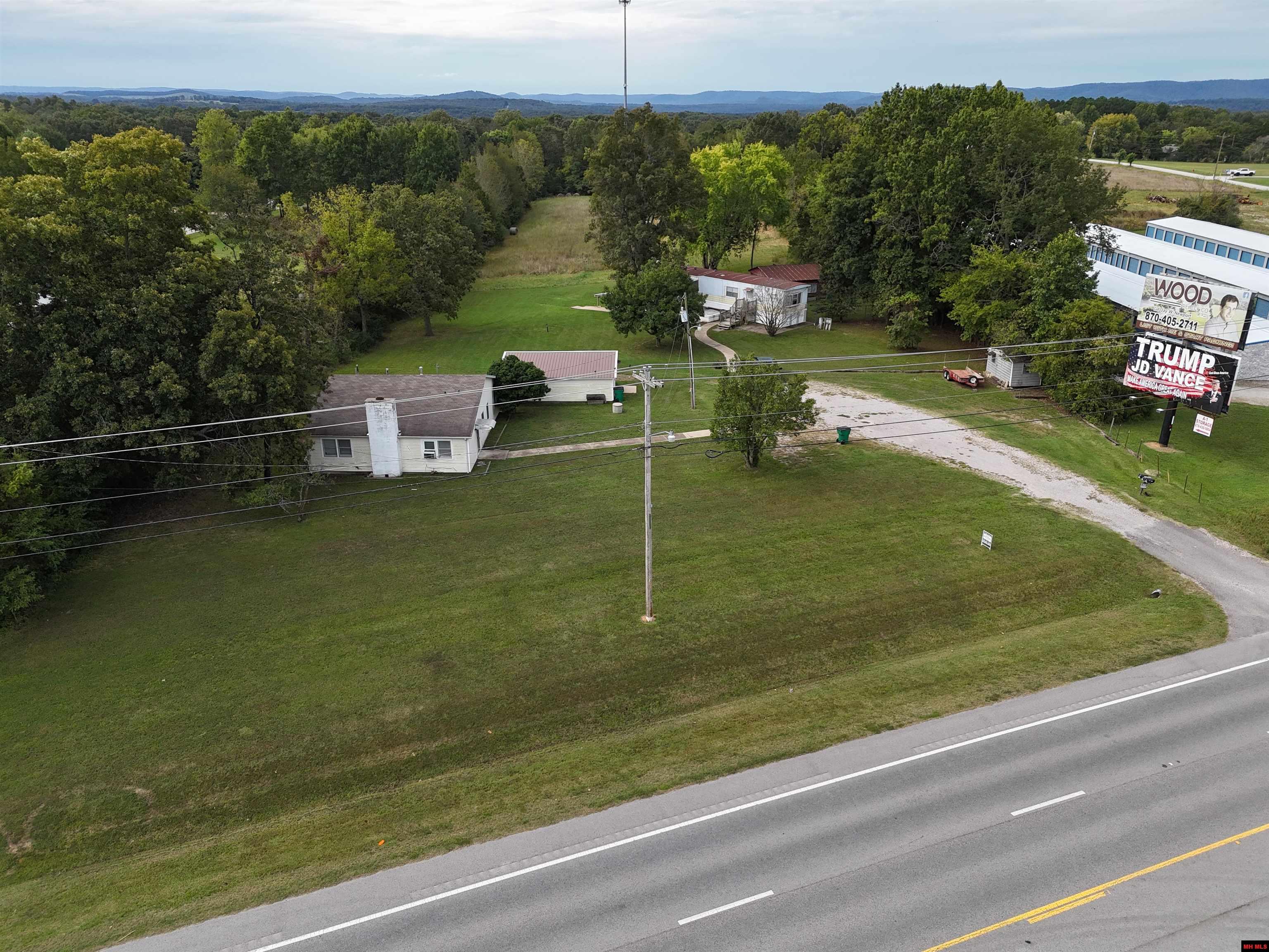 6852 HWY 62 WEST Gassville, AR