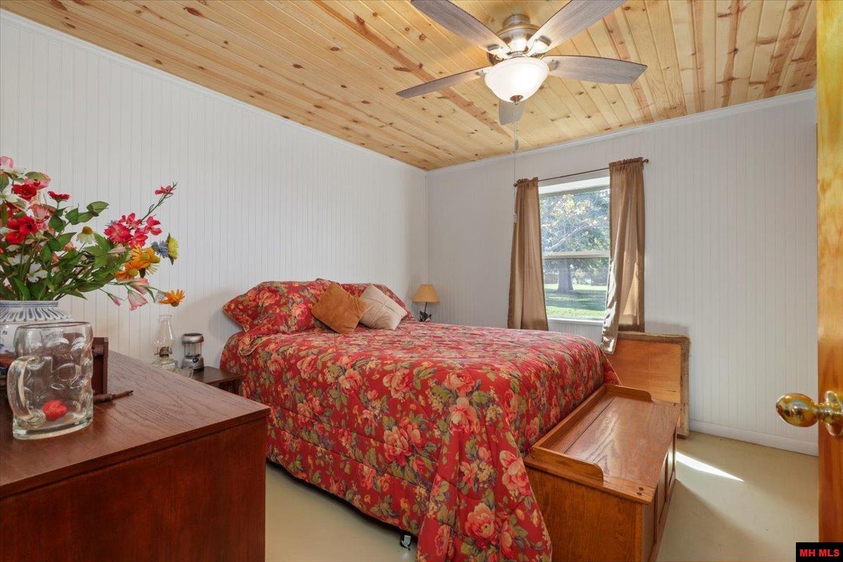 158 Clay 125 Rd MC 125 Corning, AR 72422