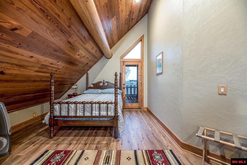 273 GOLDEN STAR LANE Mountain Home, AR