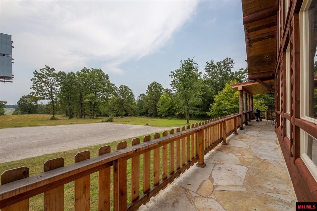 273 GOLDEN STAR LANE Mountain Home, AR
