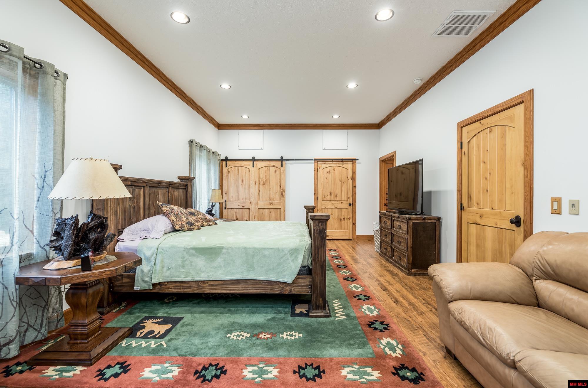 273 GOLDEN STAR LANE Mountain Home, AR