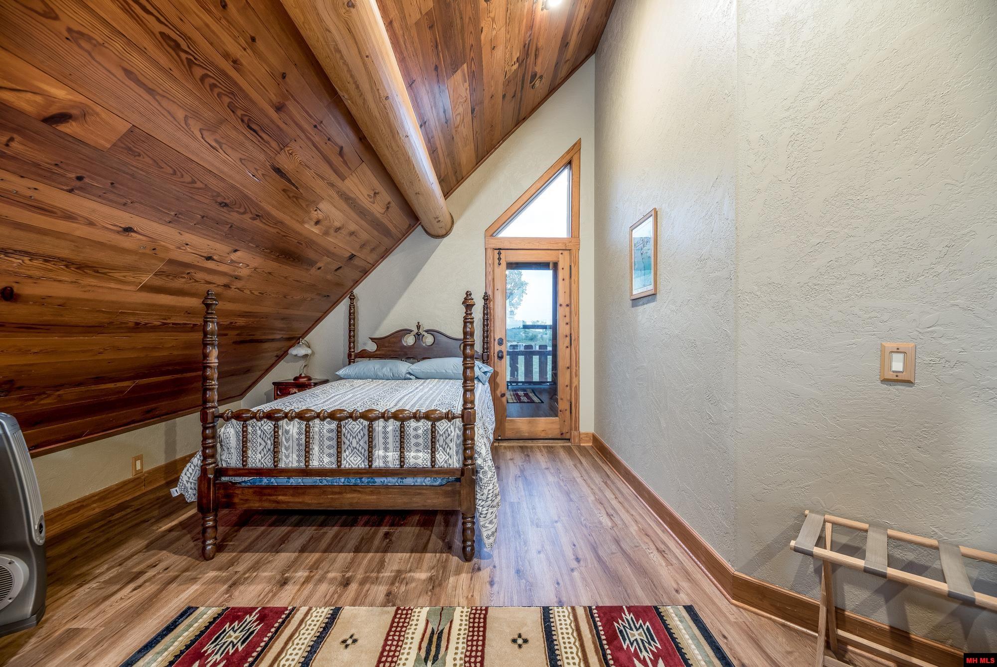 273 GOLDEN STAR LANE Mountain Home, AR