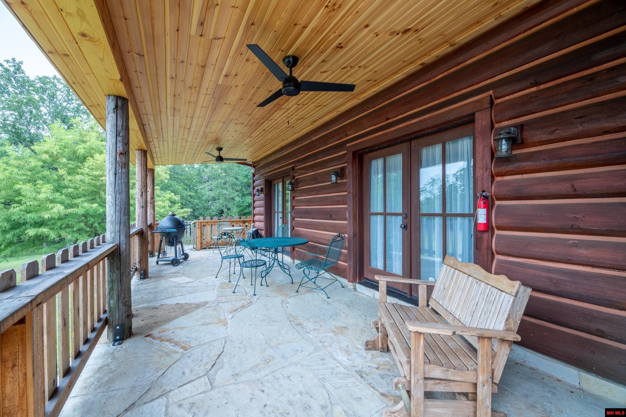 273 GOLDEN STAR LANE Mountain Home, AR