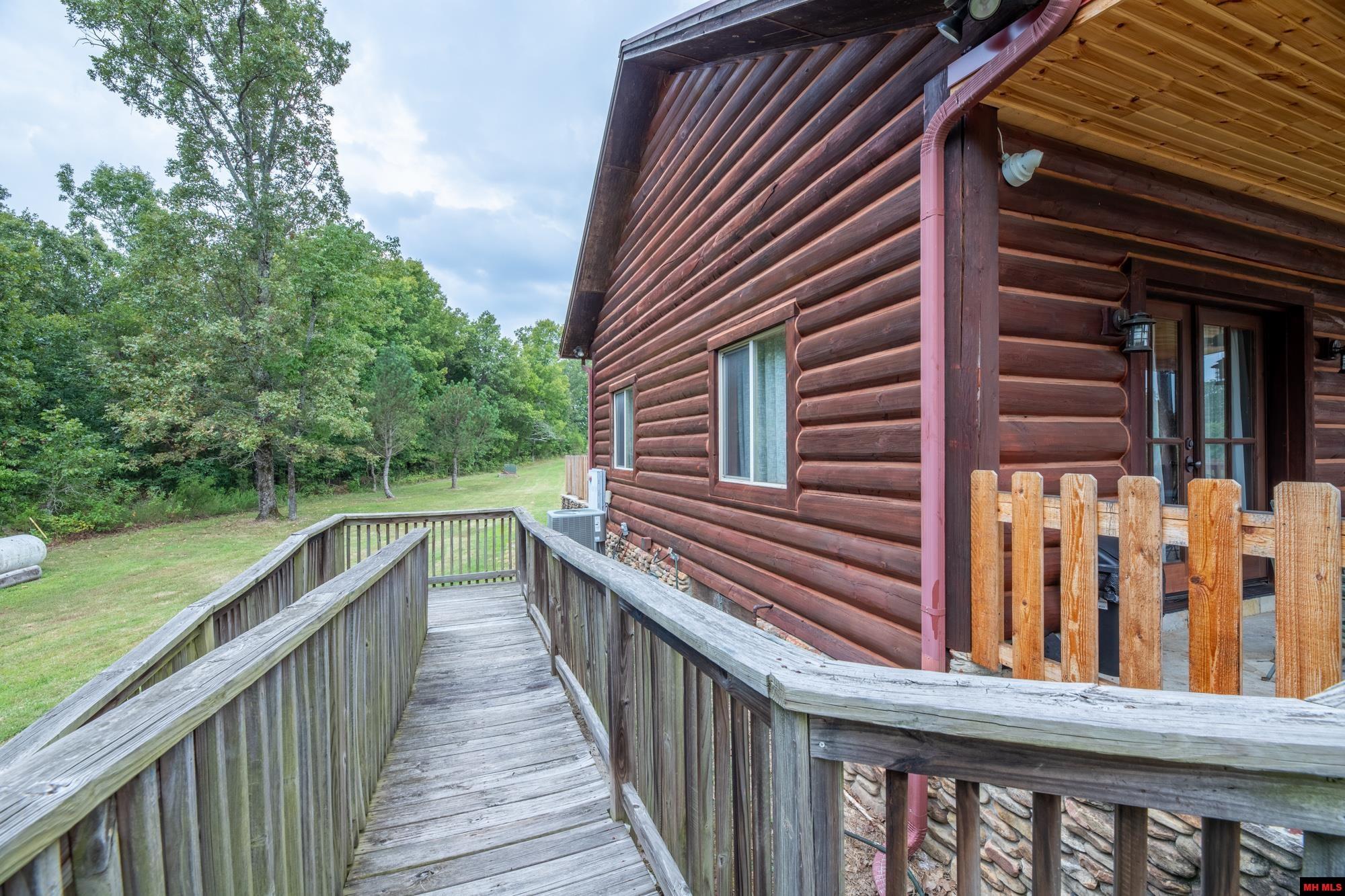 273 GOLDEN STAR LANE Mountain Home, AR