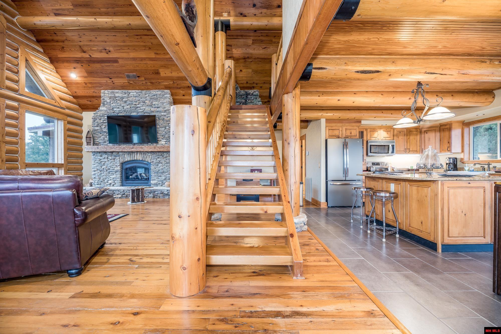 273 GOLDEN STAR LANE Mountain Home, AR