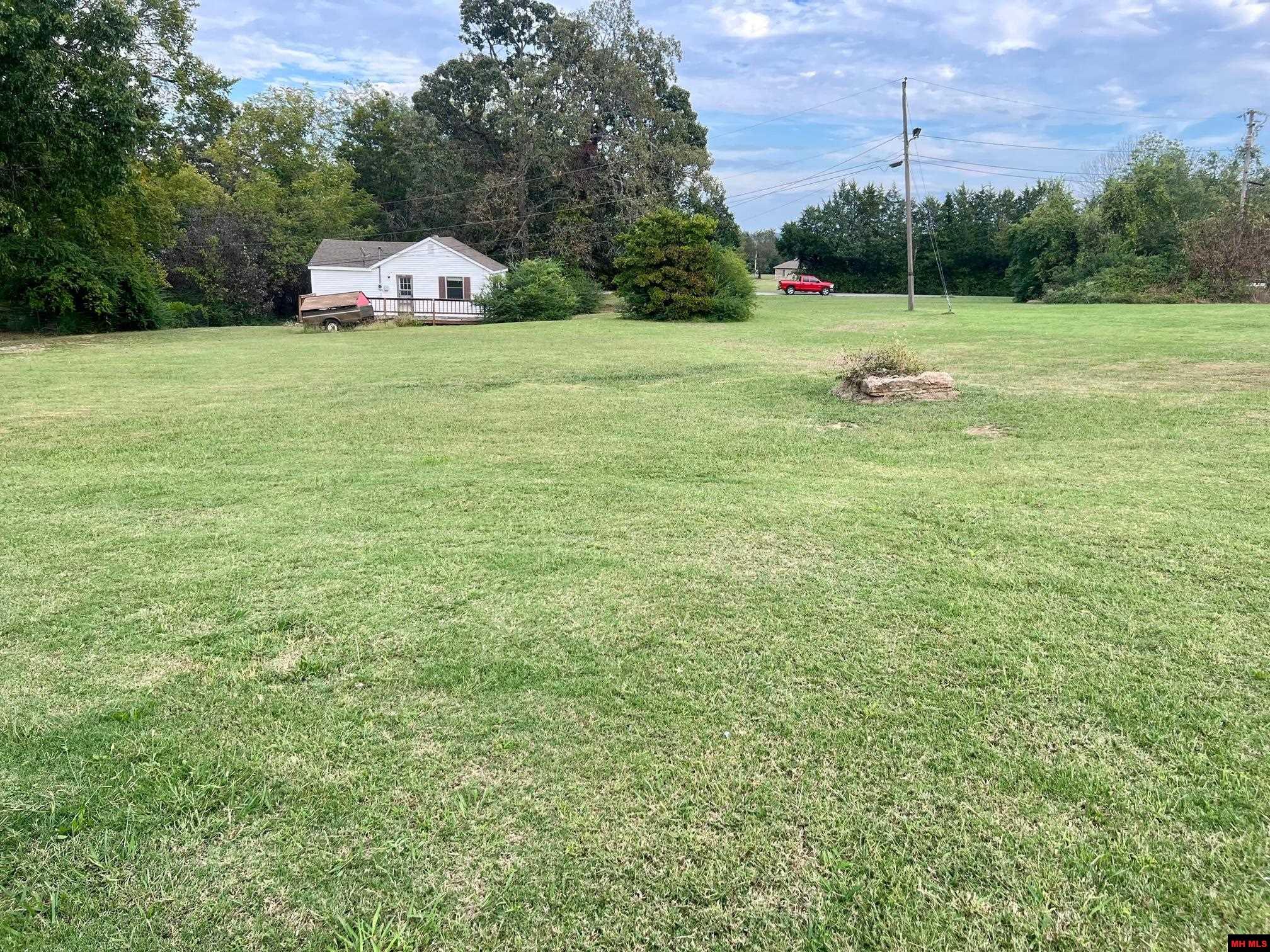 1001 KENTWOOD DRIVE Mountain Home, AR