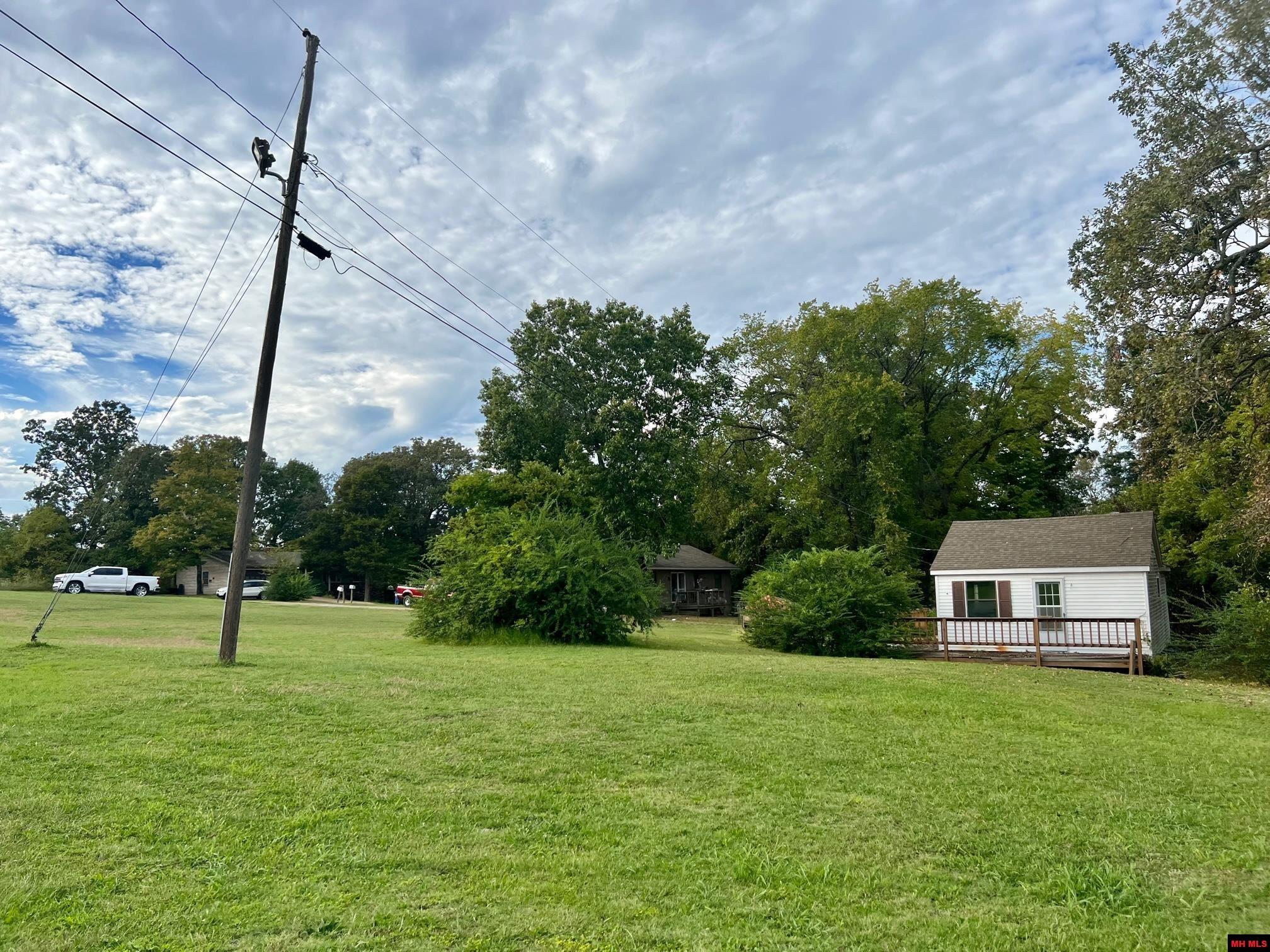 1001 KENTWOOD DRIVE Mountain Home, AR