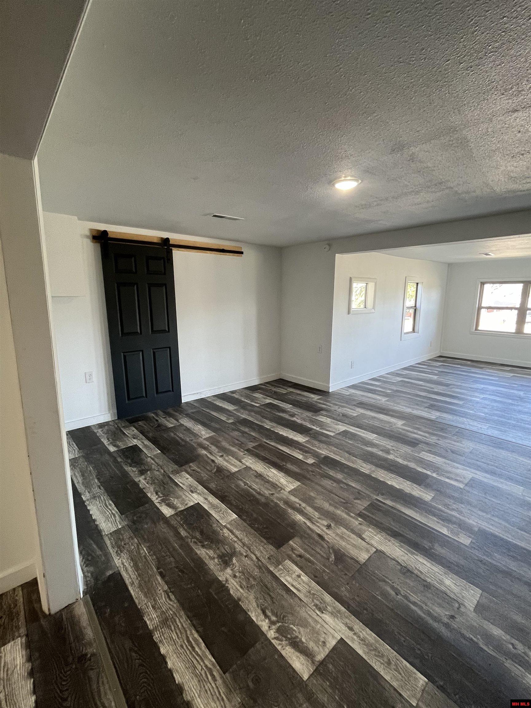 31 HWY 223 SOUTH Viola, AR