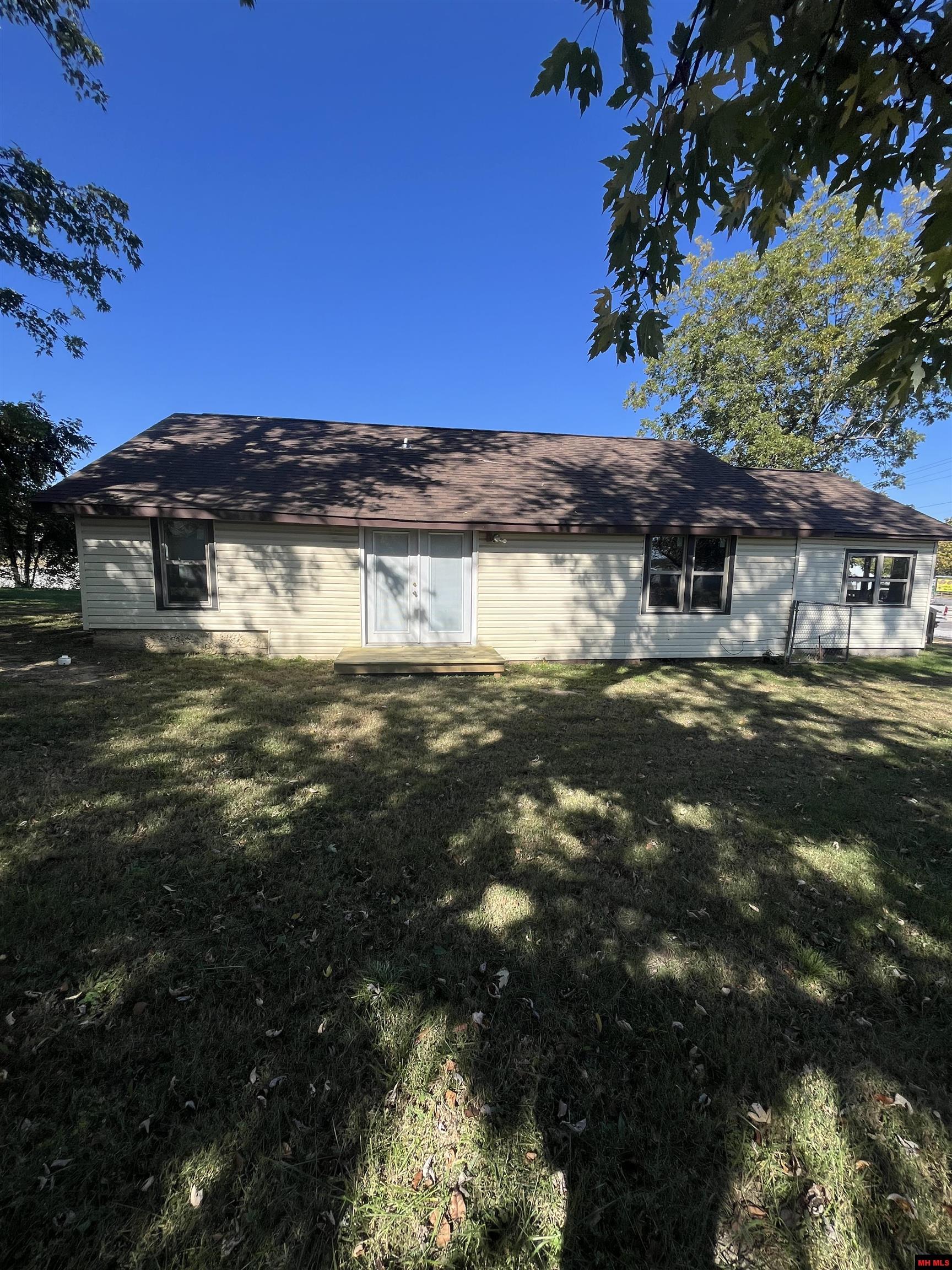 31 HWY 223 SOUTH Viola, AR