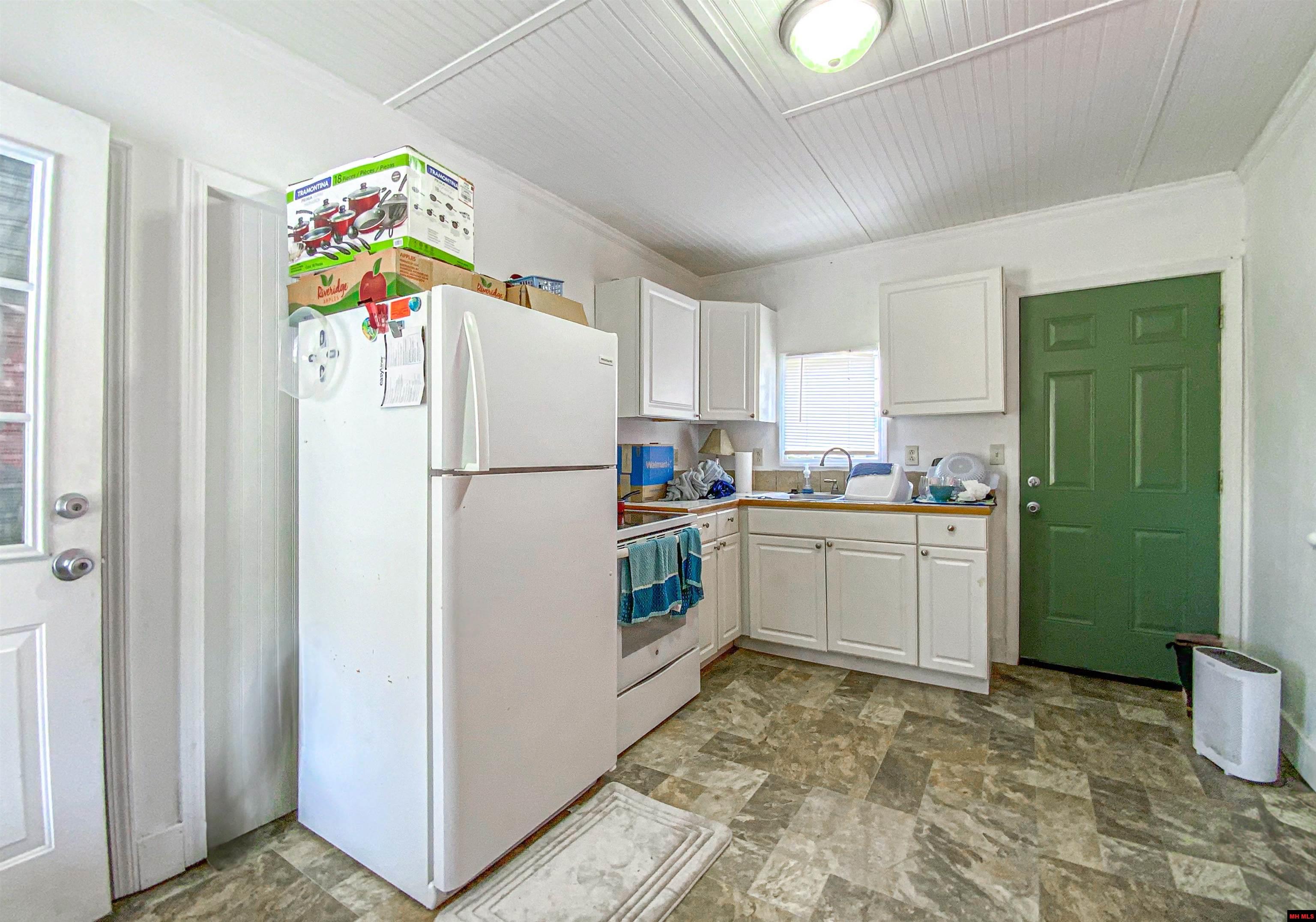 362 FALLEN ASH ROAD Yellville, AR