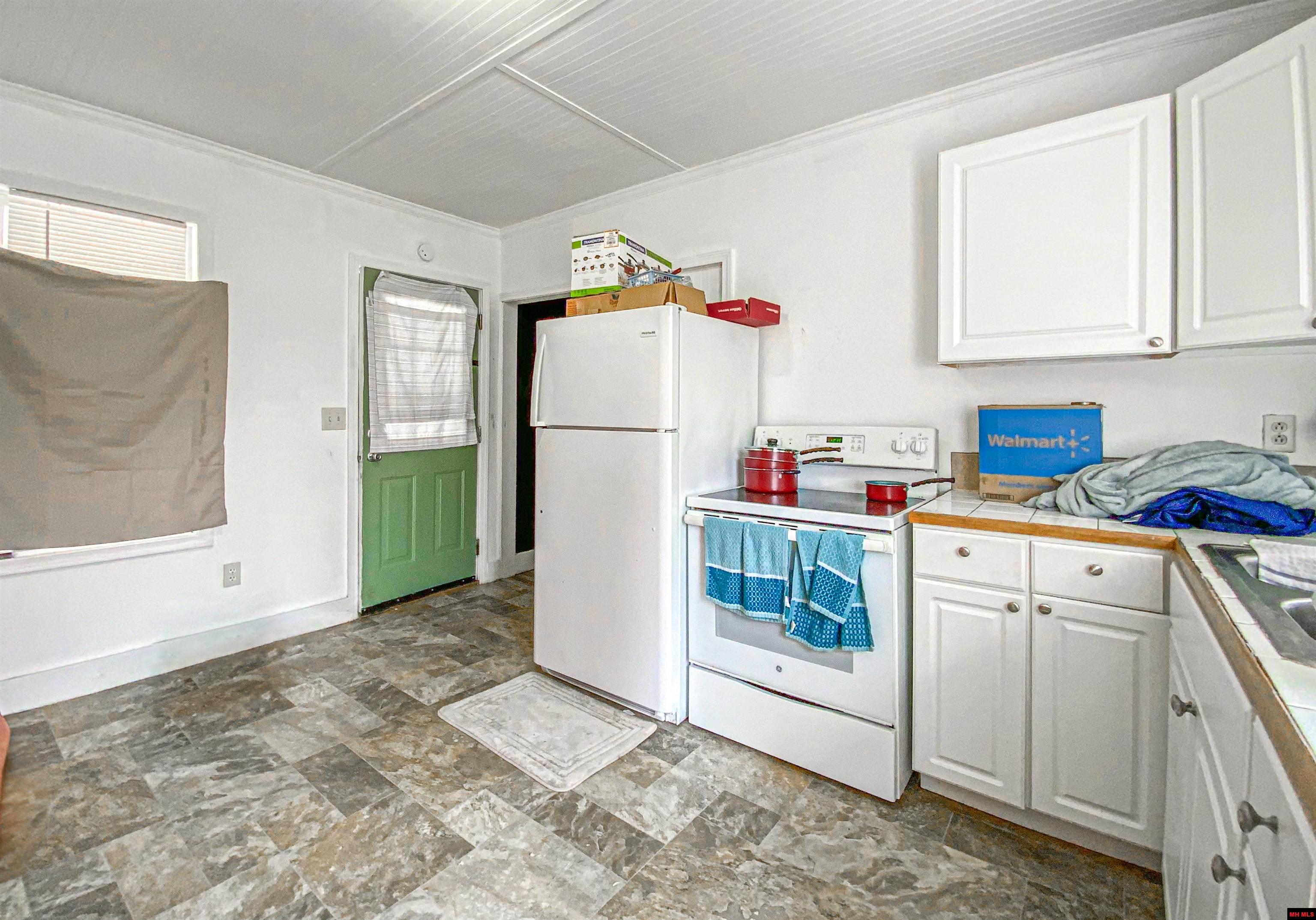362 FALLEN ASH ROAD Yellville, AR