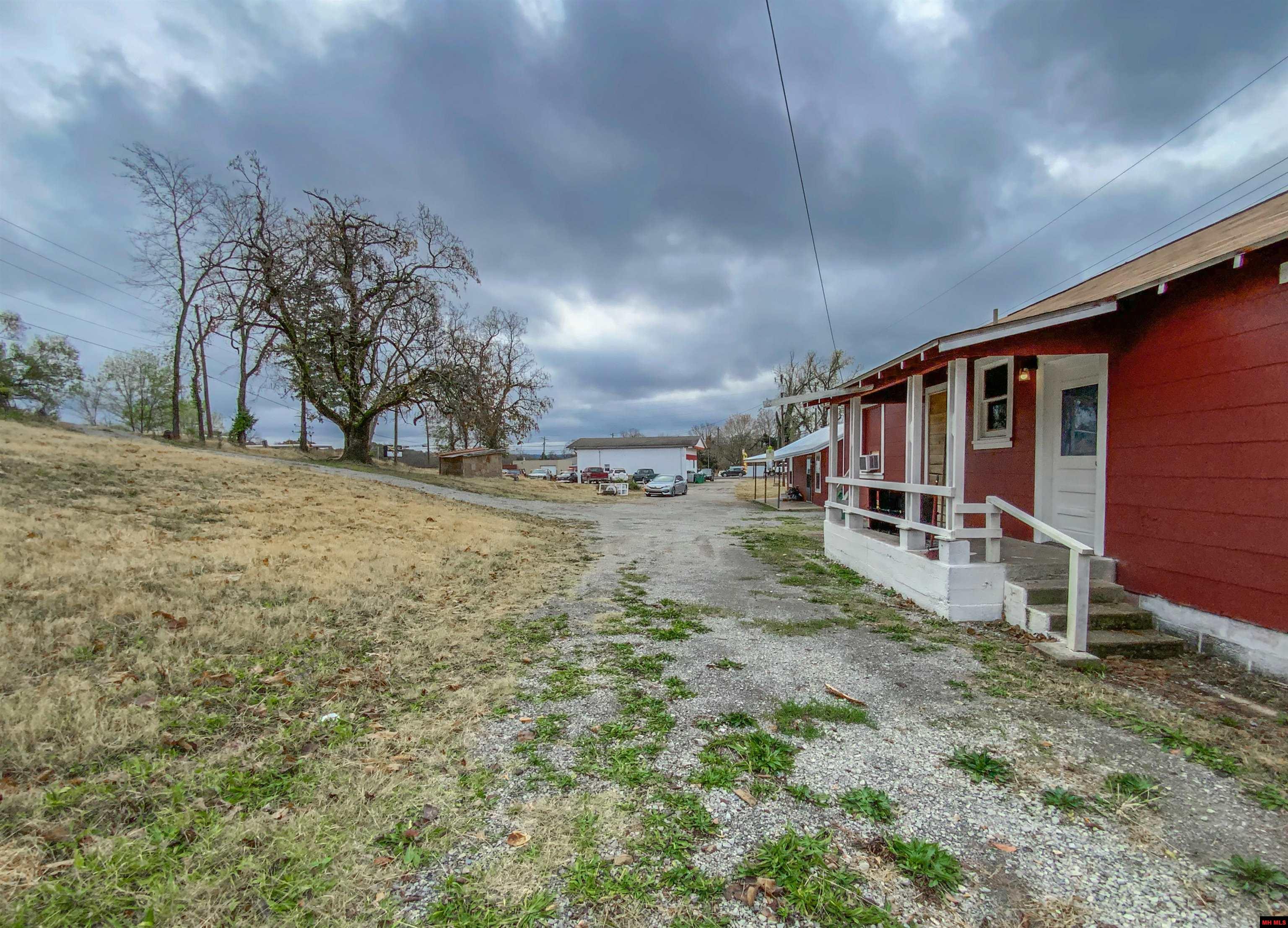 362 FALLEN ASH ROAD Yellville, AR