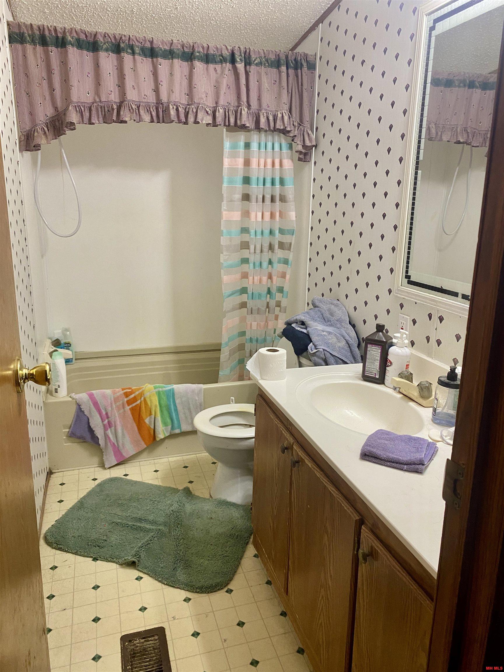 344 MC 8112 Yellville, AR
