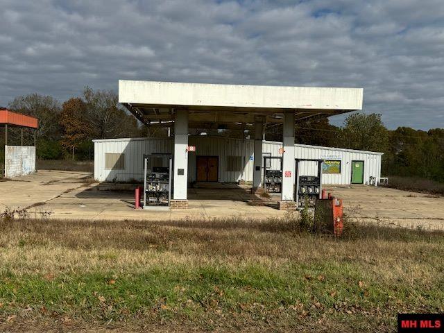 859 CANNIE BAKER ROAD Mountain Home, AR