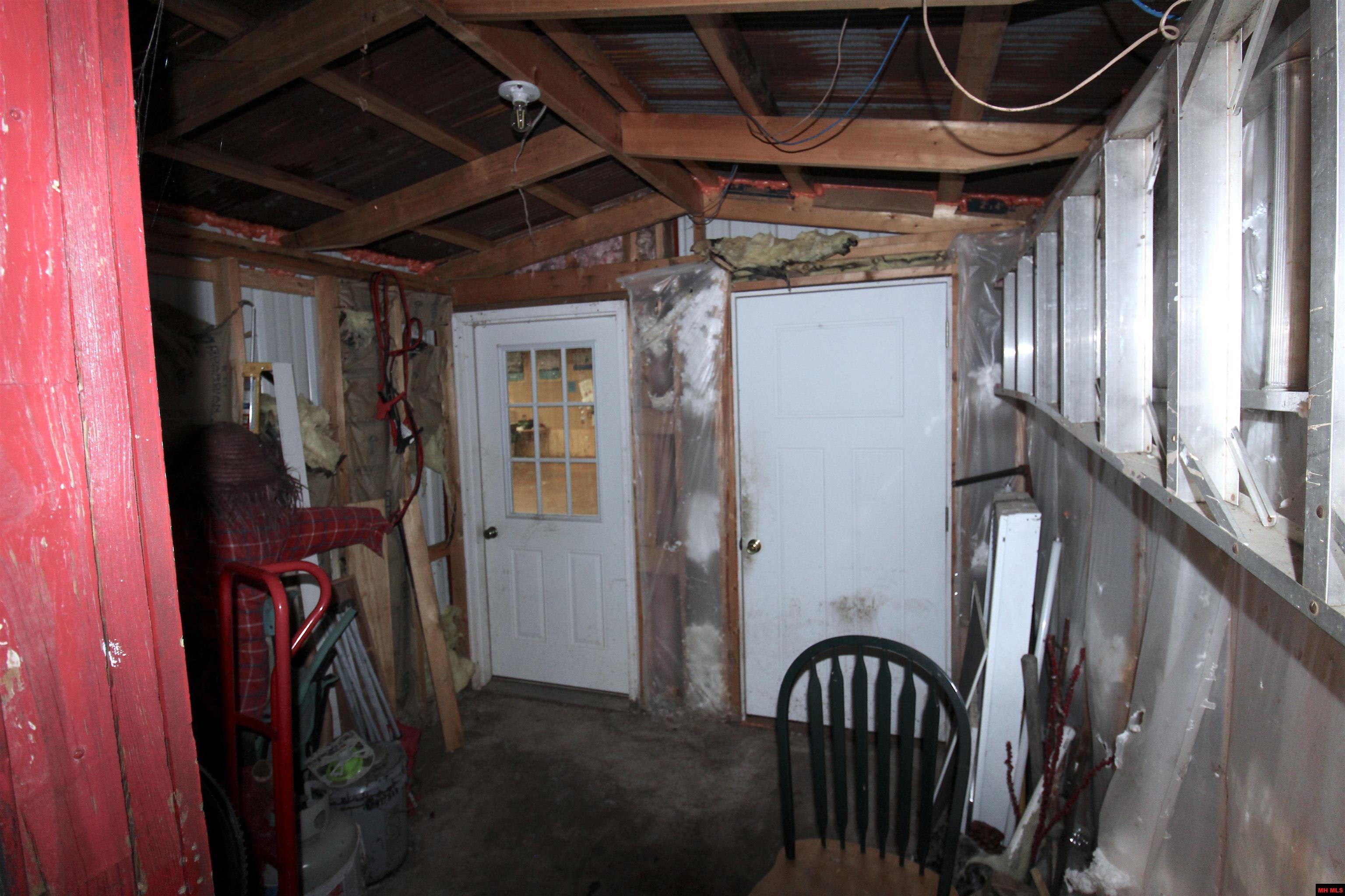 3768 Private Road 1271