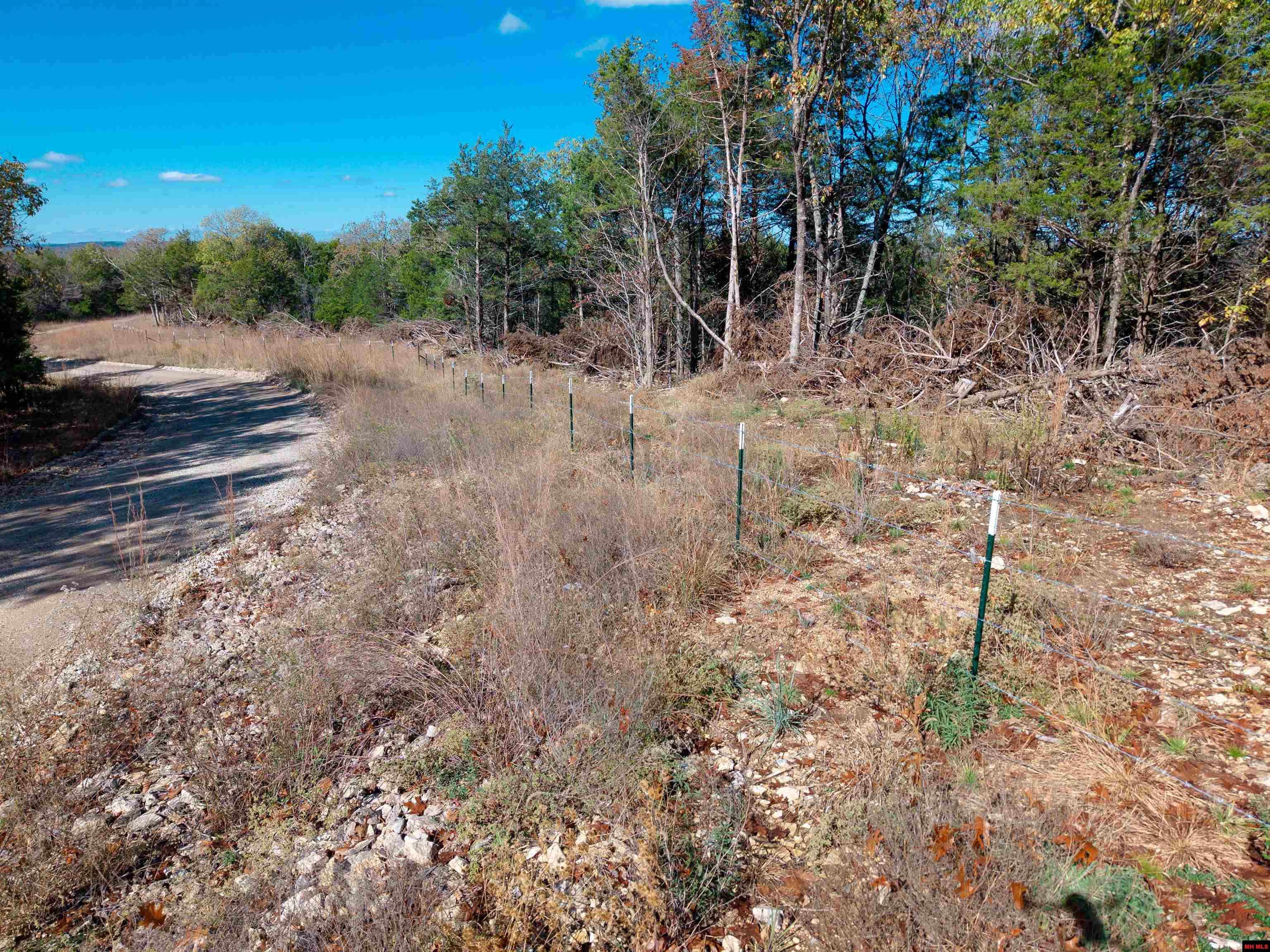 563 MC 122 Oakland, AR