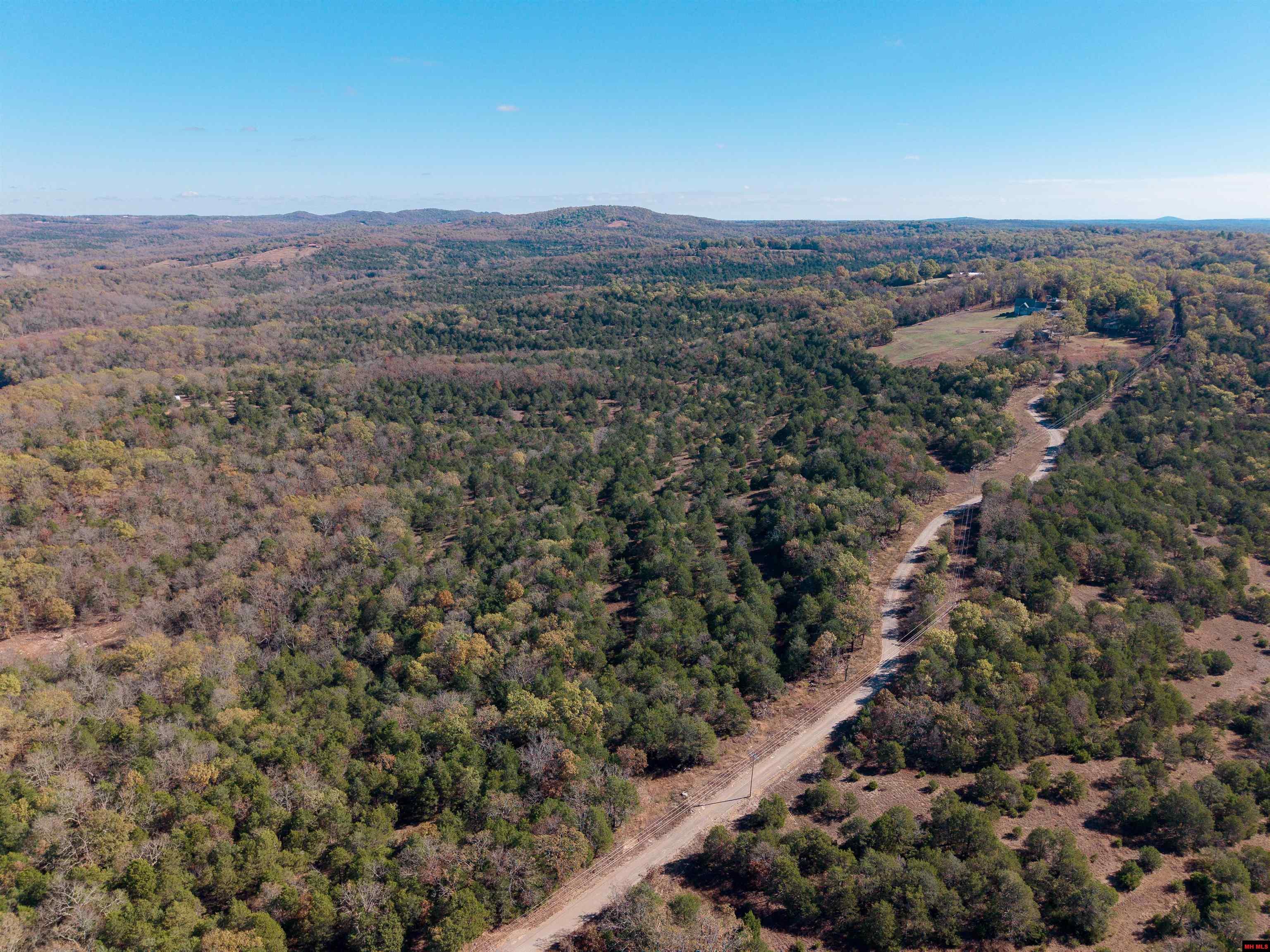 563 MC 122 Oakland, AR