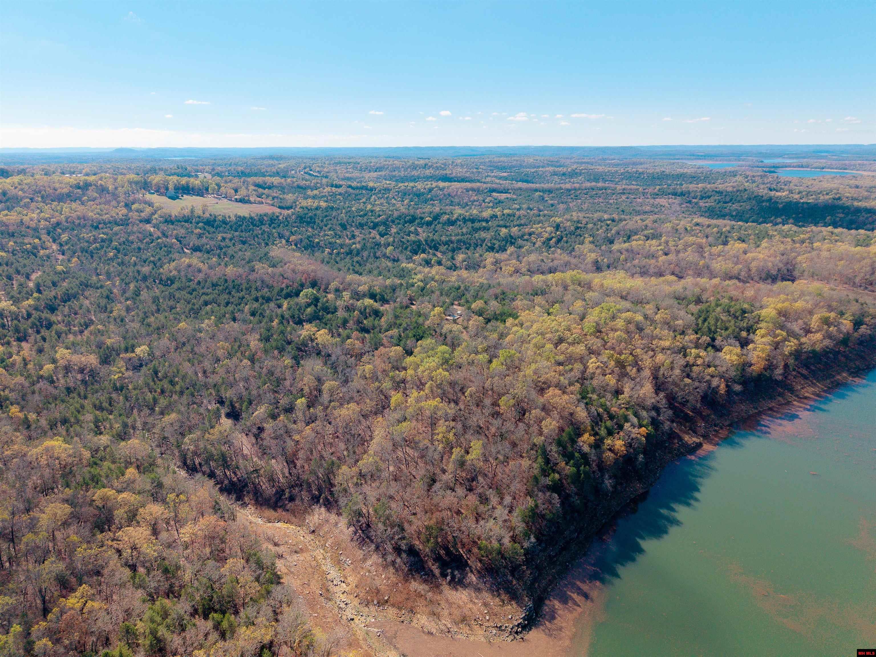 563 MC 122 Oakland, AR