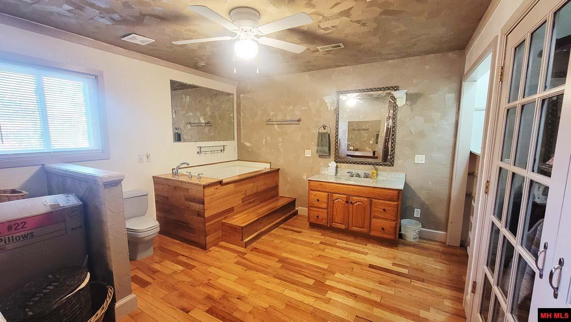 150 NORTH WOODS COURT Yellville, AR