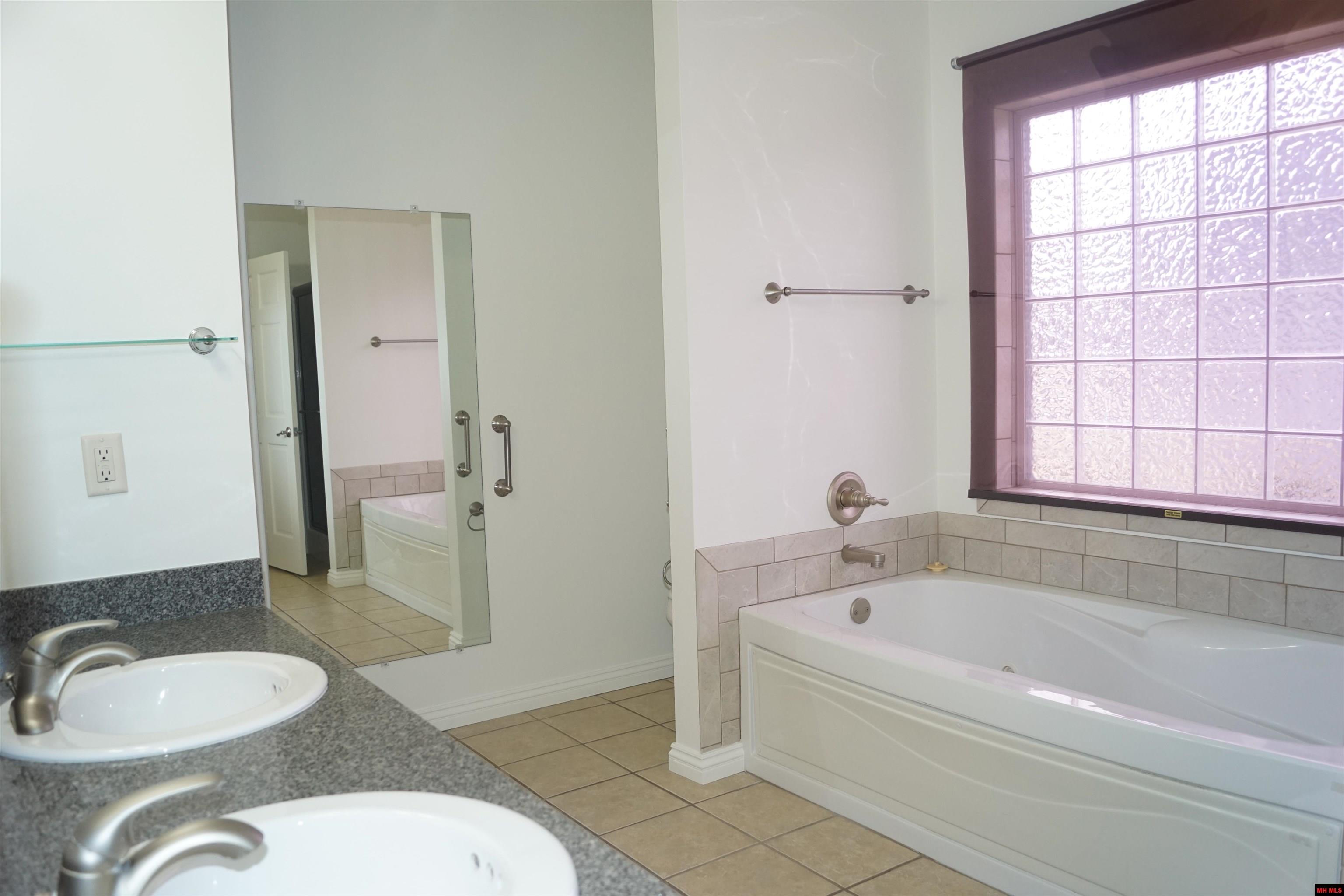 51 CR 457 Mountain Home, AR