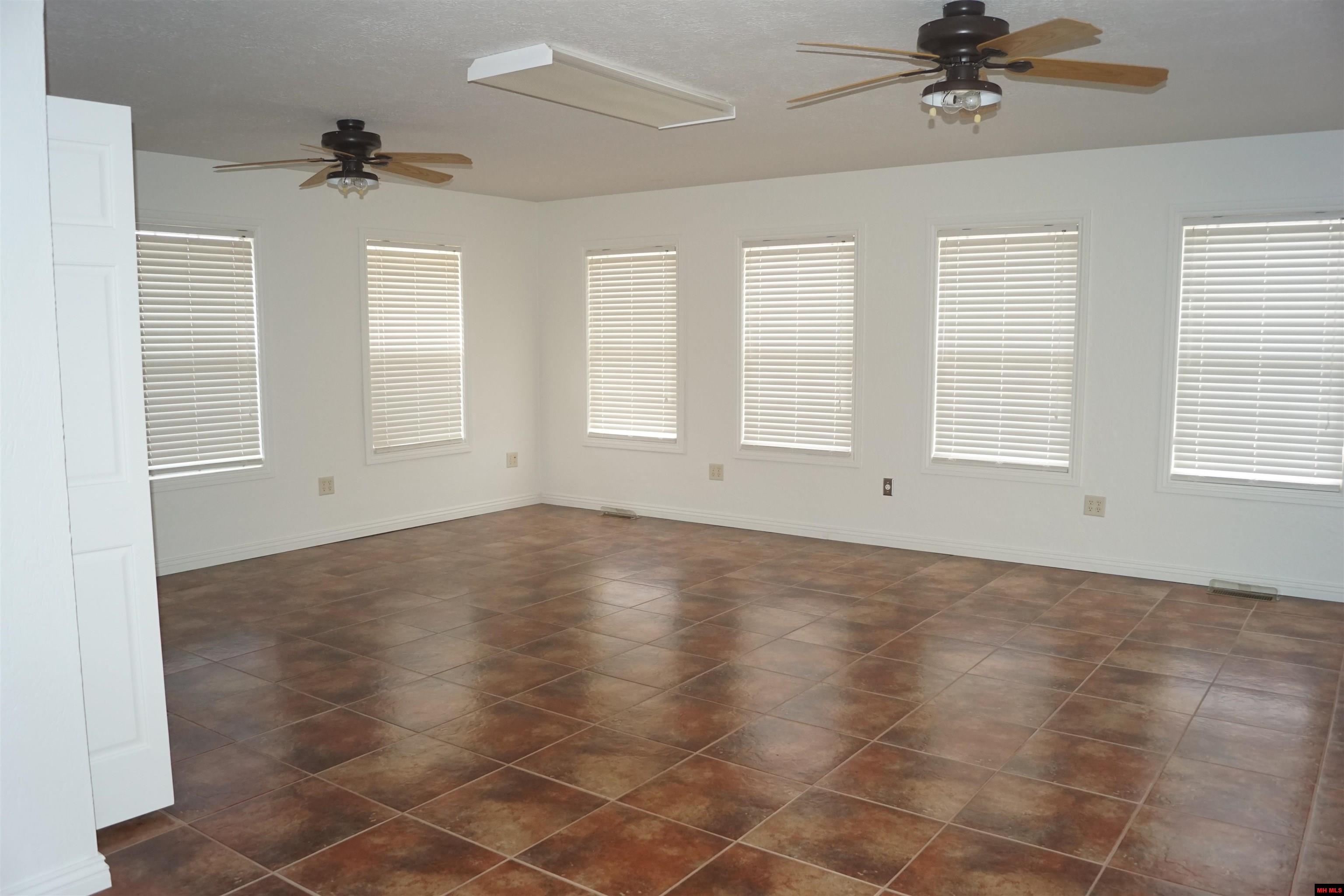 51 CR 457 Mountain Home, AR