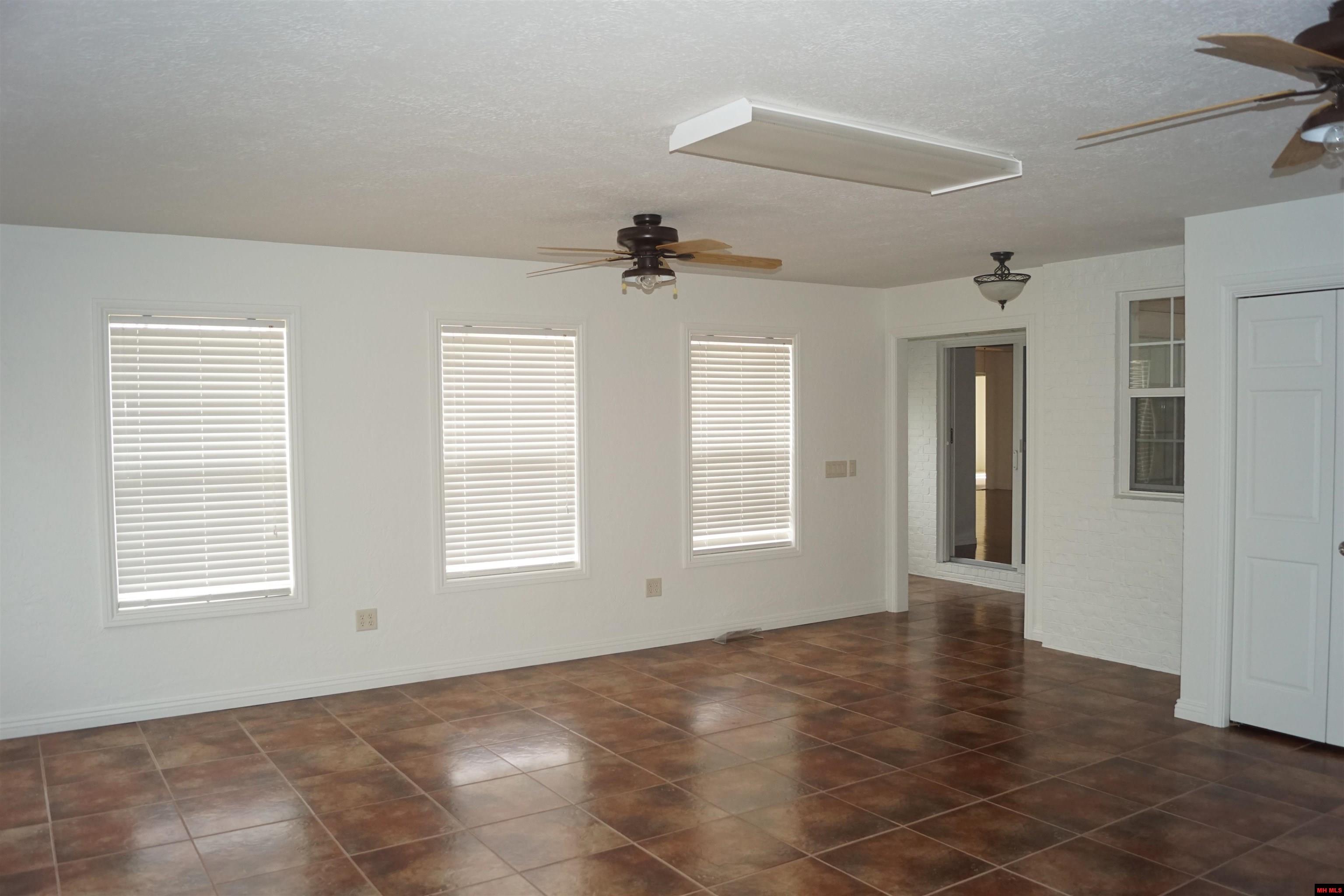 51 CR 457 Mountain Home, AR