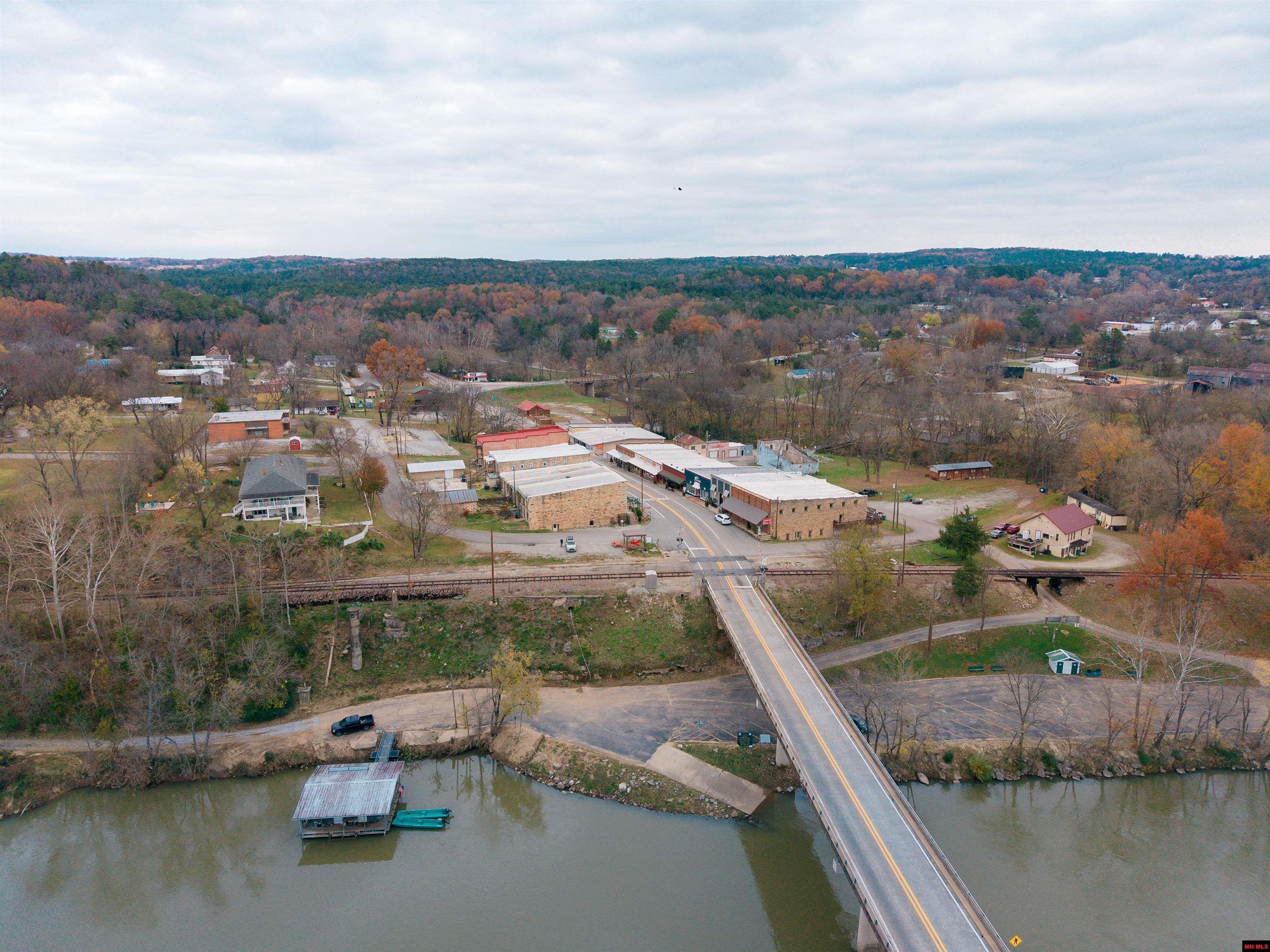 117 MAIN STREET Calico Rock, AR