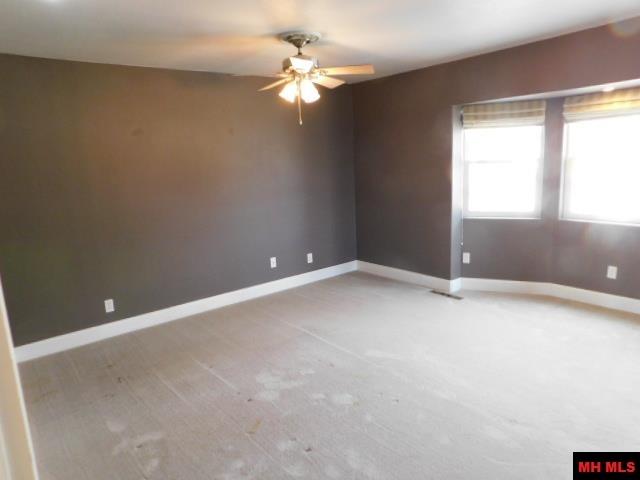 713 OAK KNOLL DRIVE Mountain Home, AR