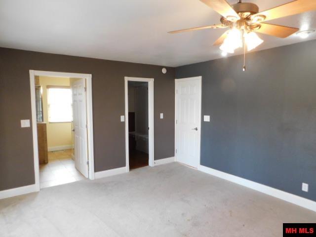 713 OAK KNOLL DRIVE Mountain Home, AR