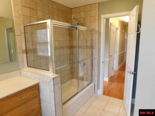 713 OAK KNOLL DRIVE Mountain Home, AR