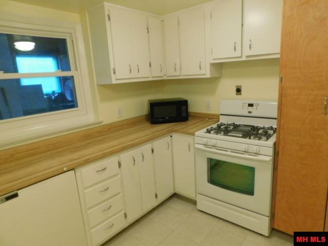 713 OAK KNOLL DRIVE Mountain Home, AR