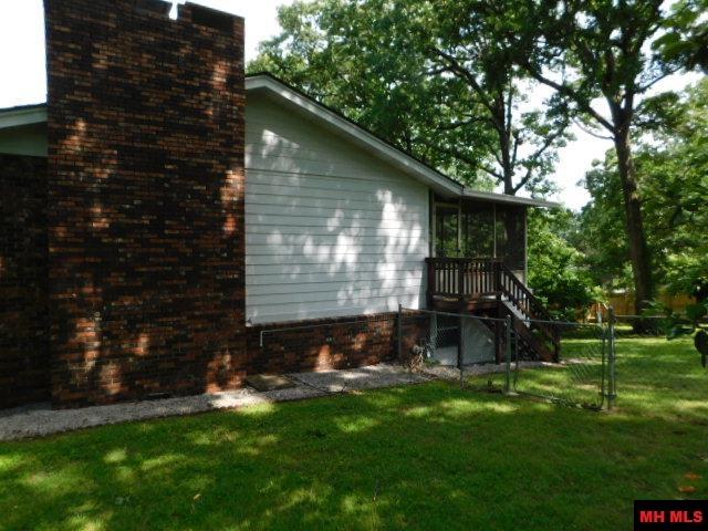 713 OAK KNOLL DRIVE Mountain Home, AR