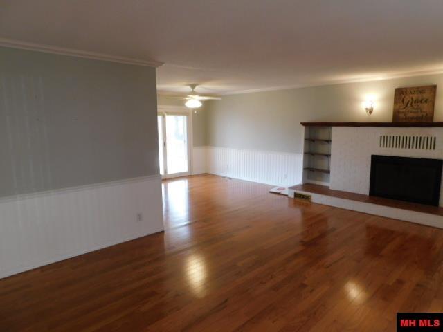 713 OAK KNOLL DRIVE Mountain Home, AR