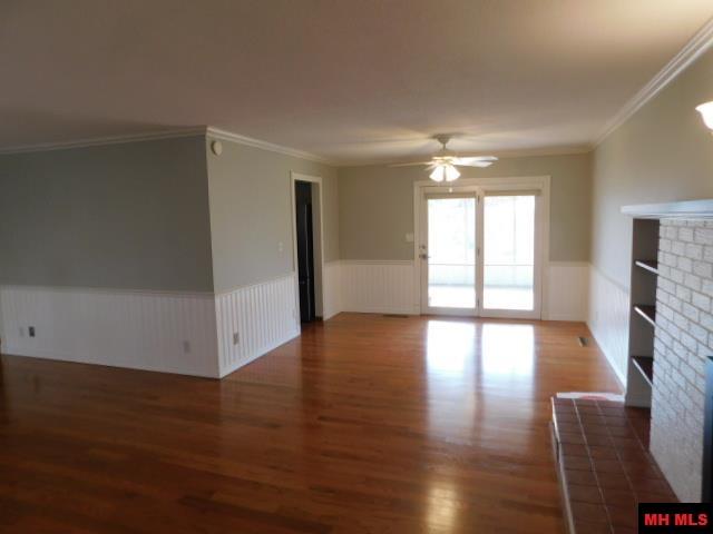 713 OAK KNOLL DRIVE Mountain Home, AR