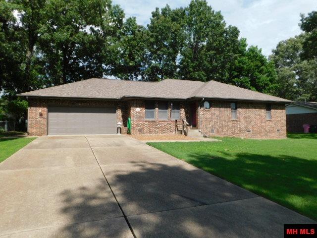 1805 VAN BUREN AVENUE Mountain Home, AR