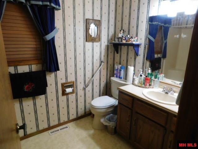 1805 VAN BUREN AVENUE Mountain Home, AR