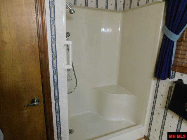 1805 VAN BUREN AVENUE Mountain Home, AR